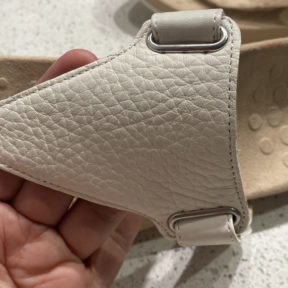 Vionic Wanda White/Cream Sandals Size 9.5 - Picture 7 of 12